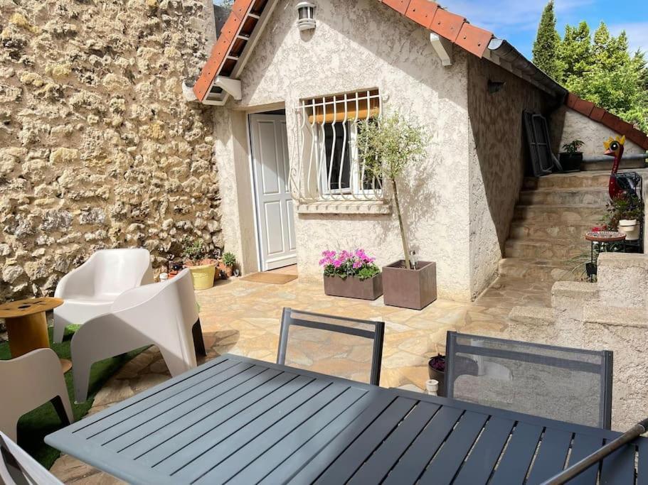 «  La Petite Maison » ....des Grands Espaces... Saint-Maur-des-Fosses